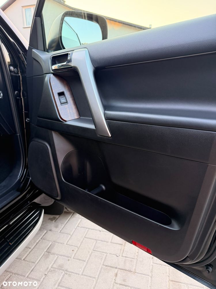 Toyota Land Cruiser 3.0 D-4D Automatik Executive - 12
