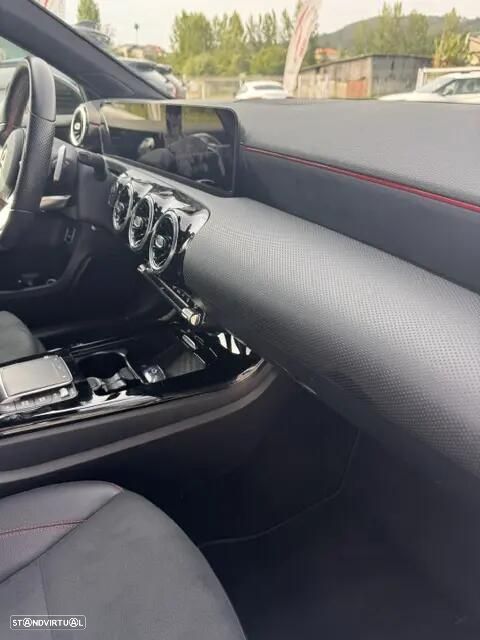 Mercedes-Benz A 250 e 8G-DCT Edition AMG Line - 12