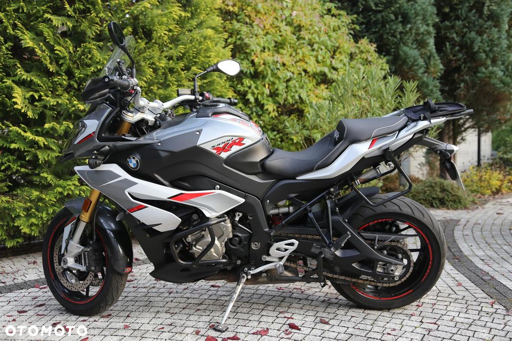 BMW XR - 21
