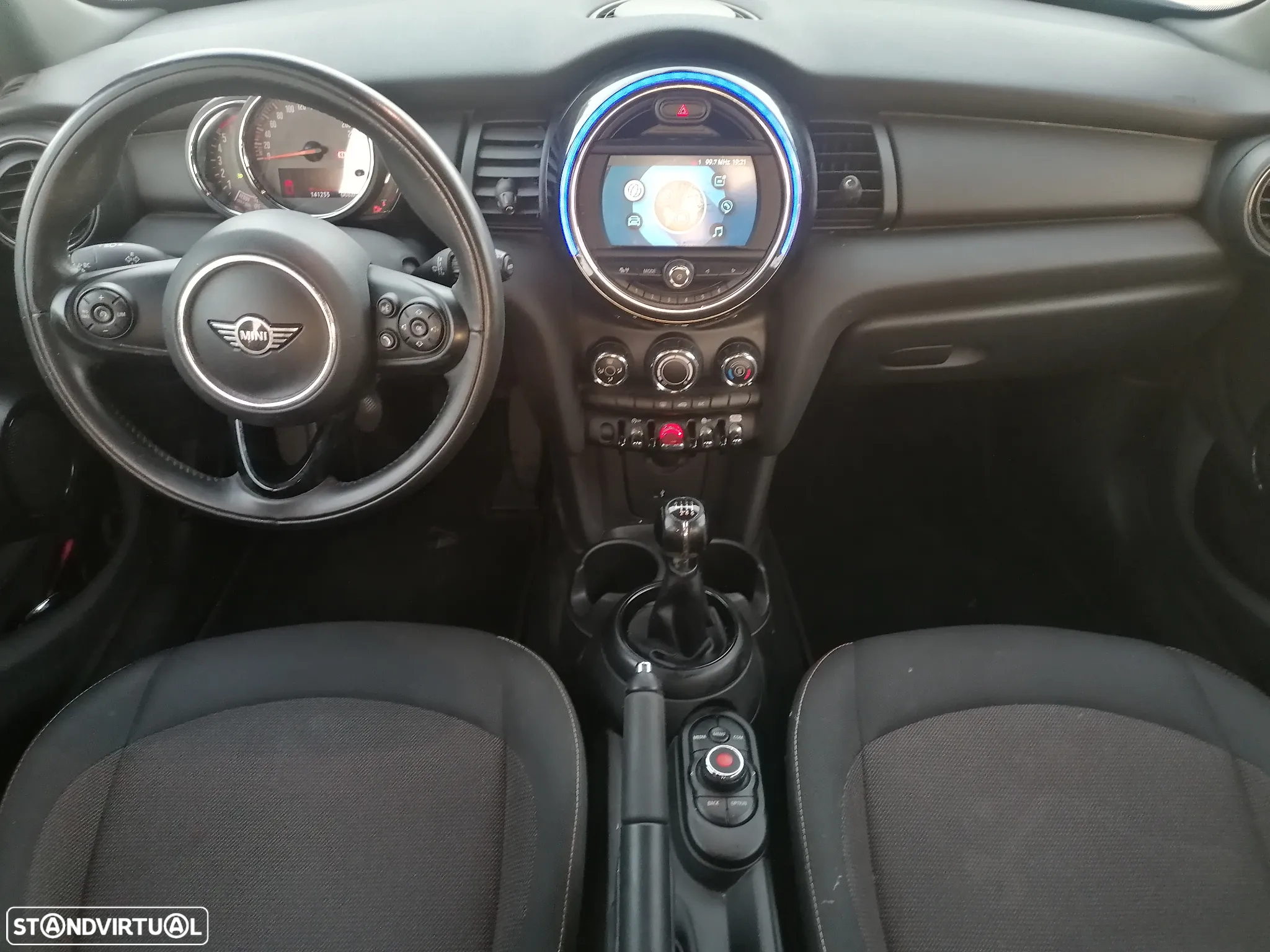 MINI 5 Portas One D - 10