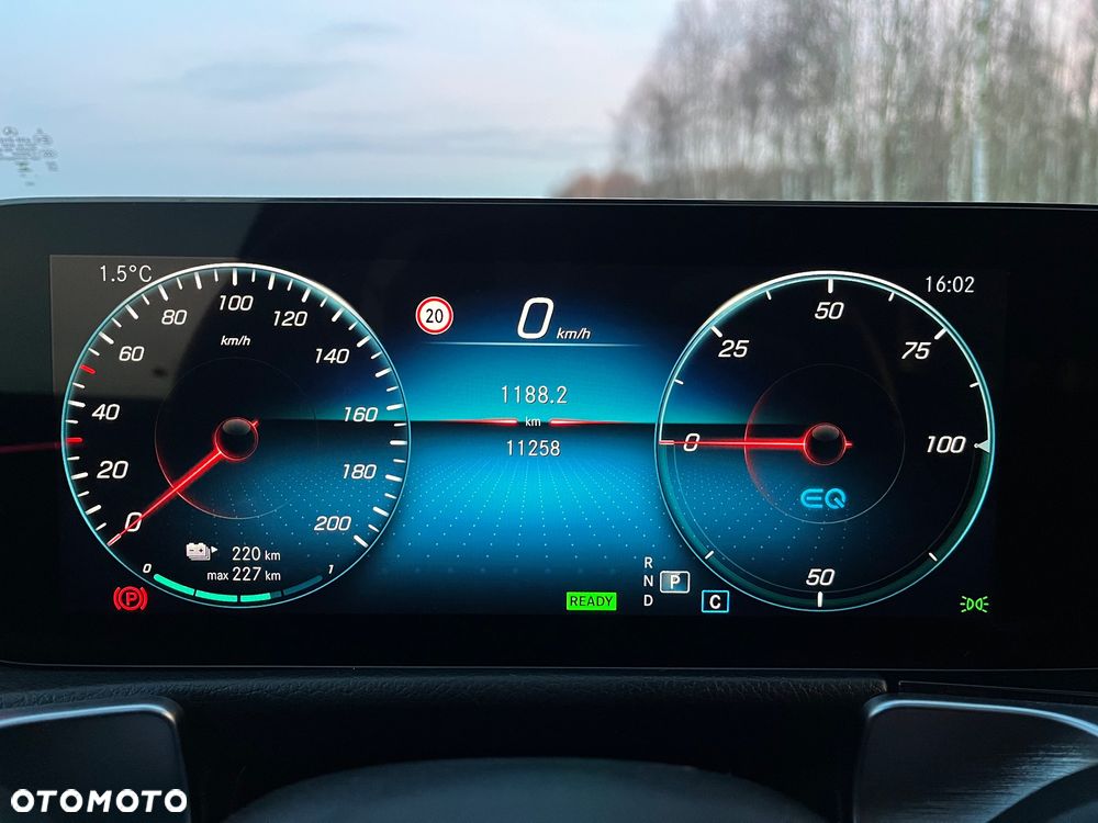 Mercedes-Benz EQB 350 66.5kWh 4-Matic AMG Line - 35