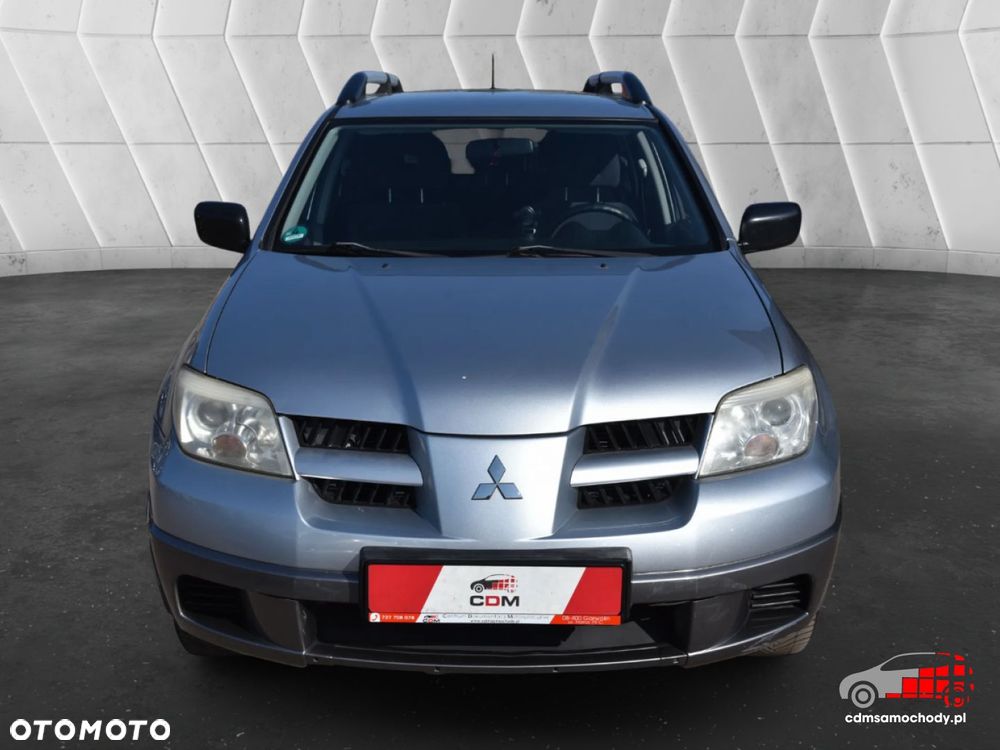 Mitsubishi Outlander - 5