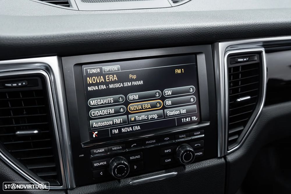 Porsche Macan S - 29