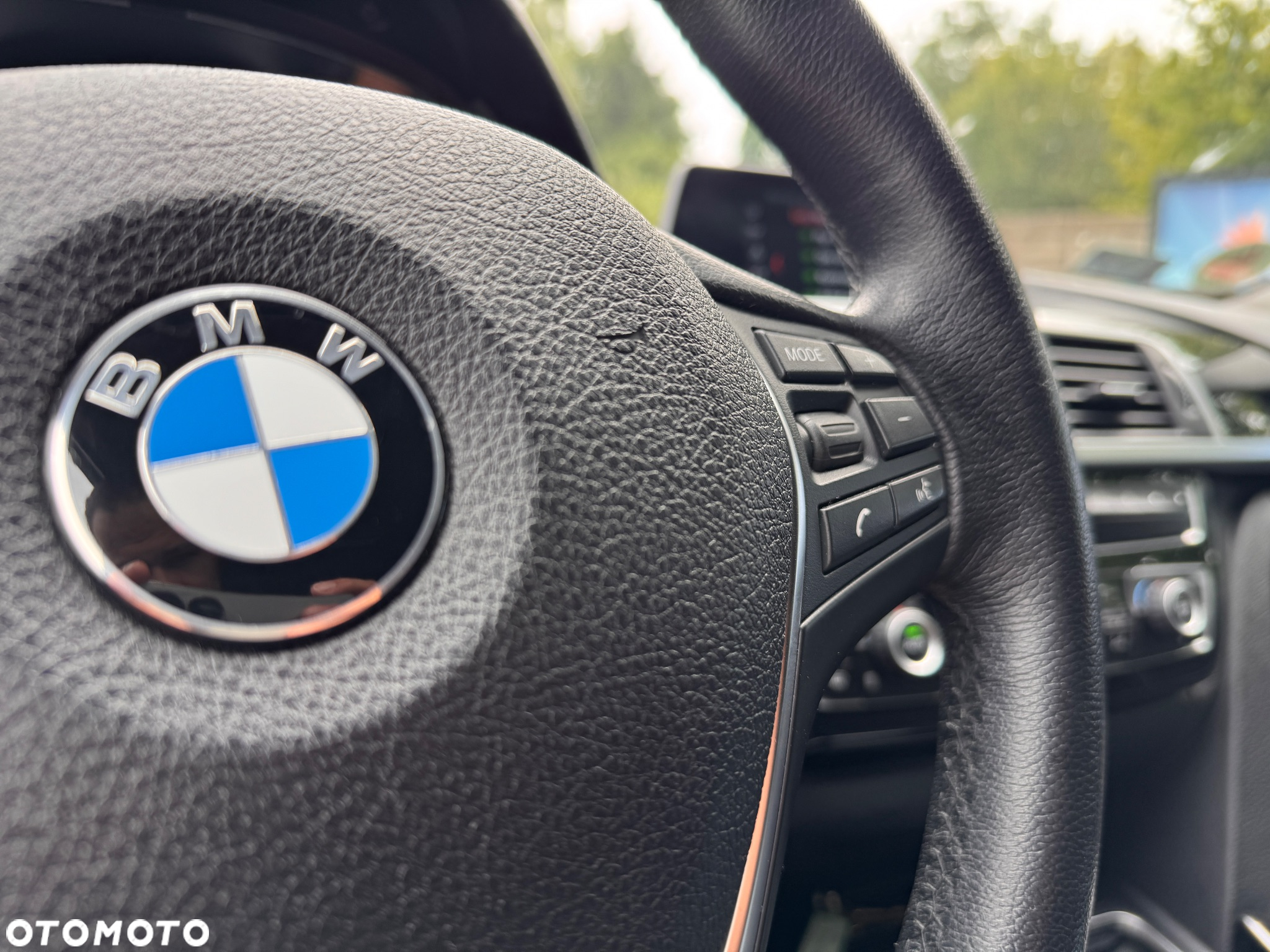 BMW Seria 3 318i - 13