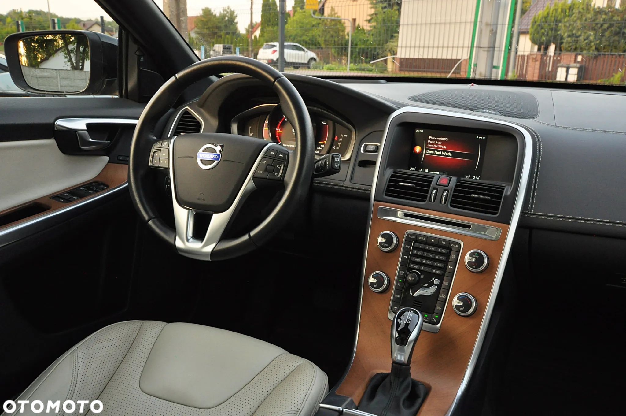 Volvo XC 60 D4 Inscription - 1