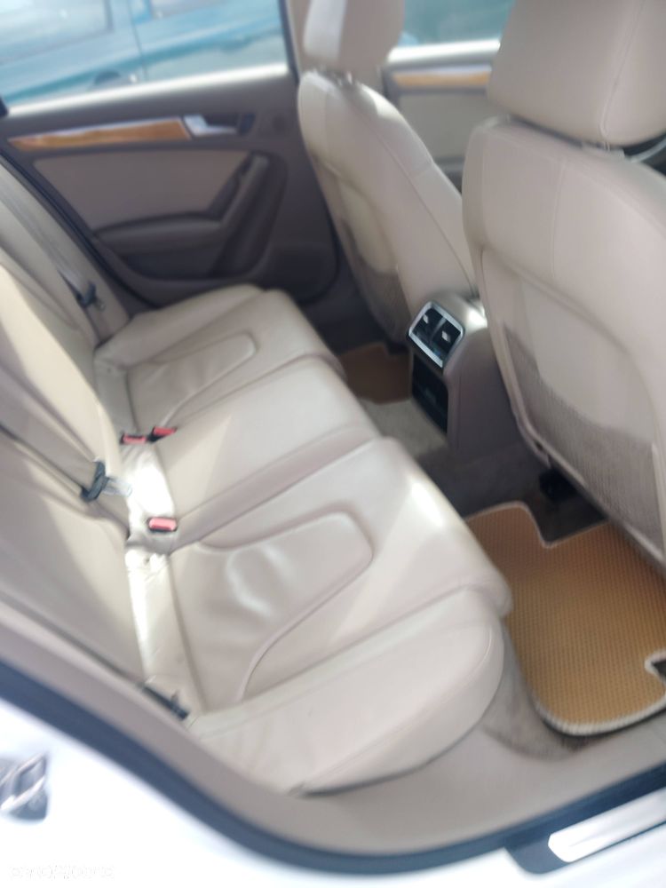 Audi A4 Limousine - 7