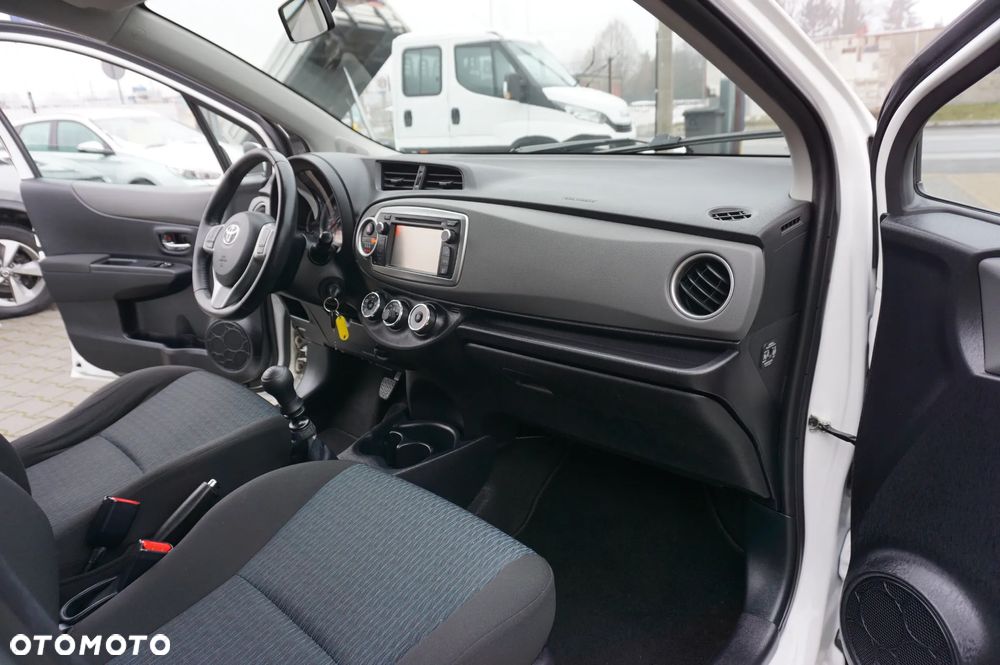 Toyota Yaris 1.33 VVT-i Edition - 26