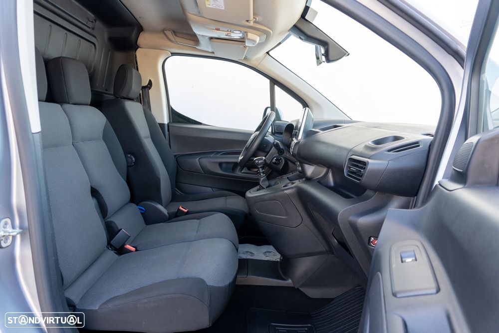 Toyota ProAce City 1.5 D-4D L1 - 24