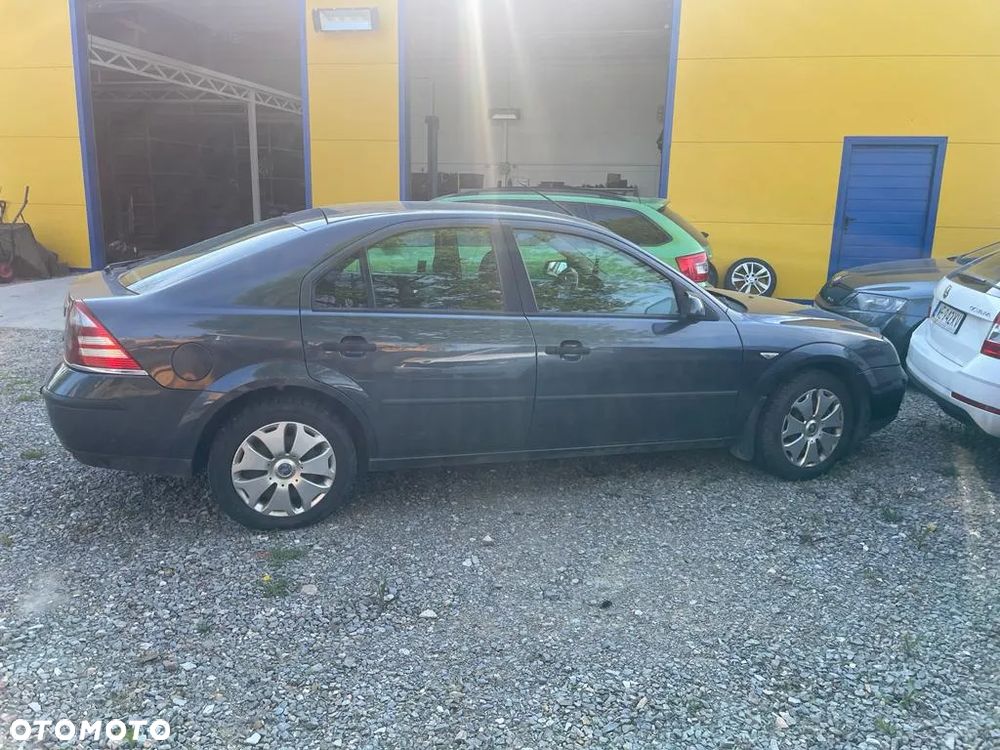 Ford Mondeo - 8