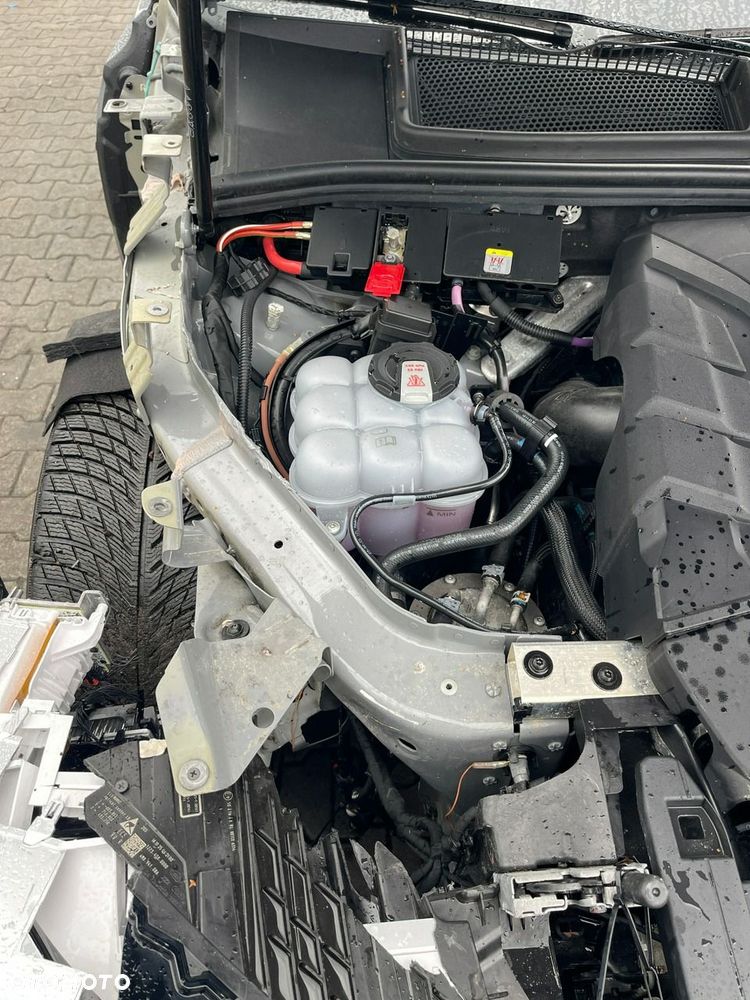 Audi Q8 2025 photo 5