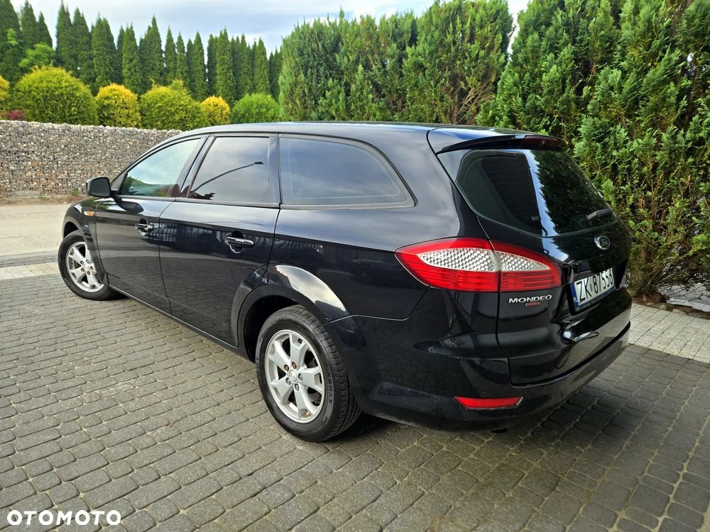 Ford Mondeo 2.0 TDCi Black Magic - 4