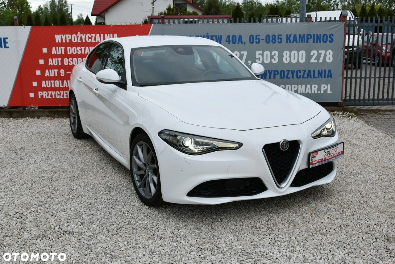 Alfa Romeo Giulia 2.2 Diesel - 9