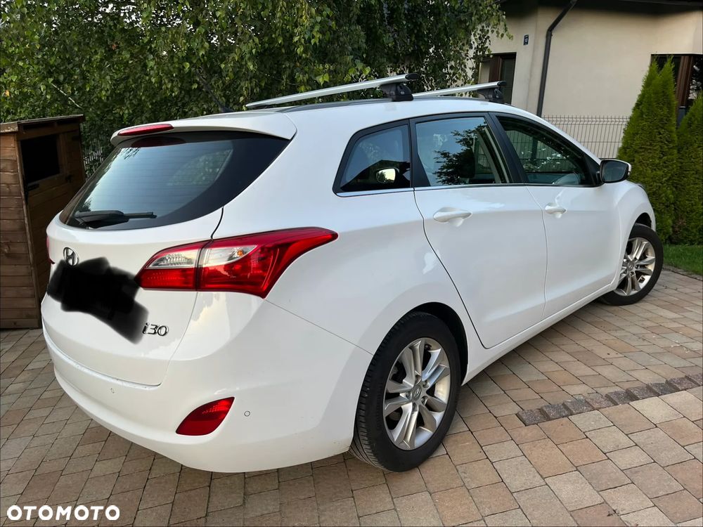Hyundai i30 1.6 Premium - 4