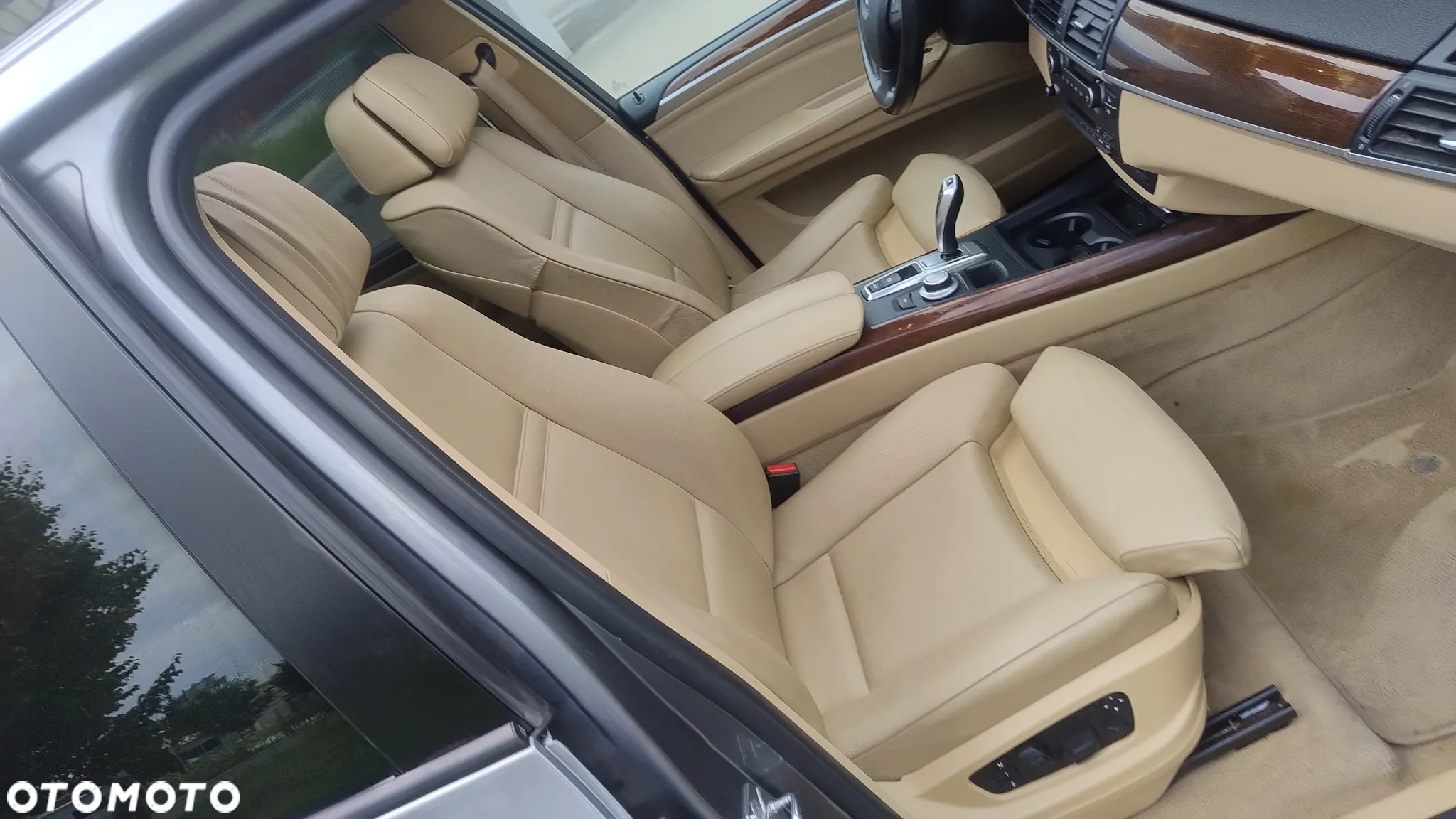 BMW X5 3.0si xDrive - 25