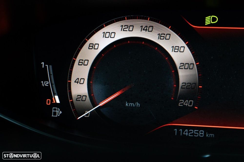 Peugeot 3008 1.5 BlueHDi GT - 14