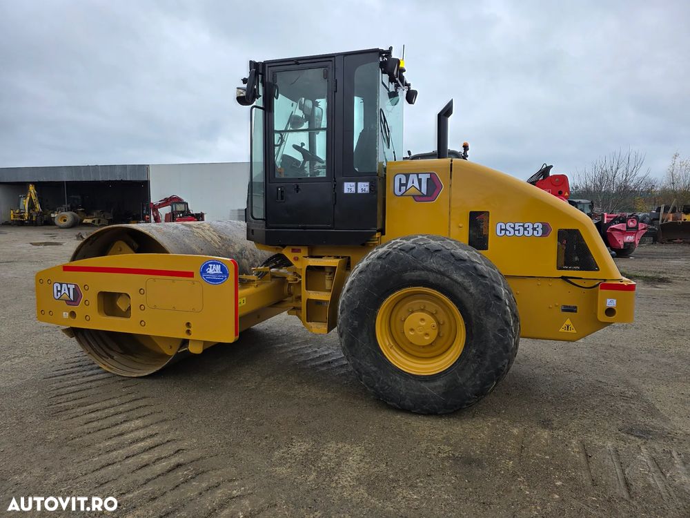 Caterpillar Cat CS-533 cilindru compactor terasament 13 tone hamm ammamn bomag - 8