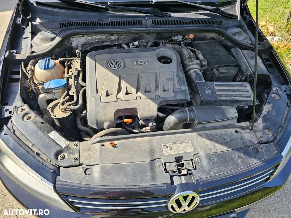 Volkswagen Jetta 2.0 TDI DPF Comfortline DSG - 40