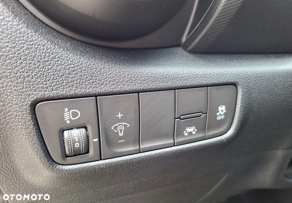 Hyundai Kona - 23