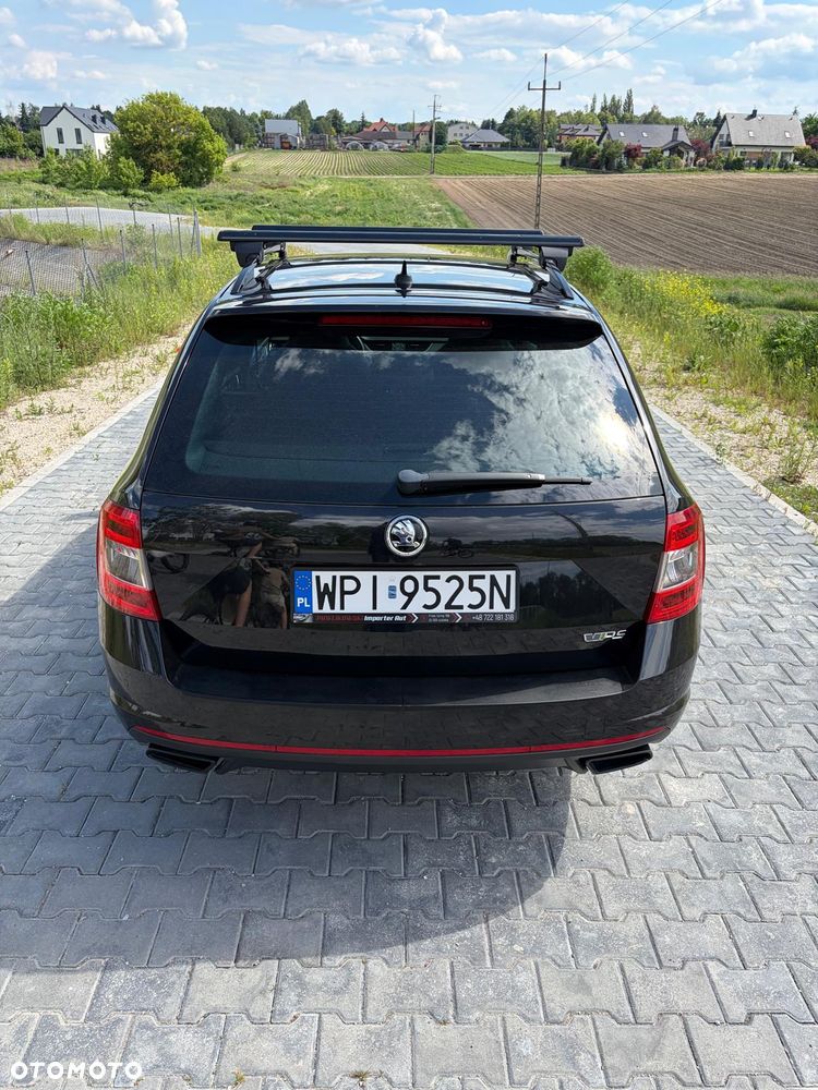 Skoda Octavia 2.0 TDI DSG RS - 19
