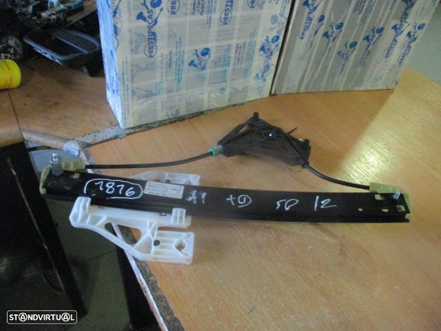 Elevador Sem Motor 8X4839462 AUDI A1 2012 5P TD AUDI A1 SPORTBACK 8X FASE 2  2017 1.6TDI 115CV 5P PRETO TD - 1