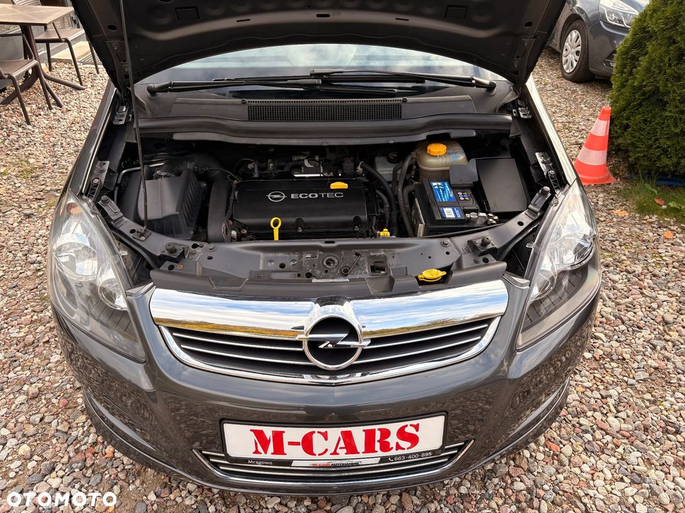 Opel Zafira 1.8 Sport - 32
