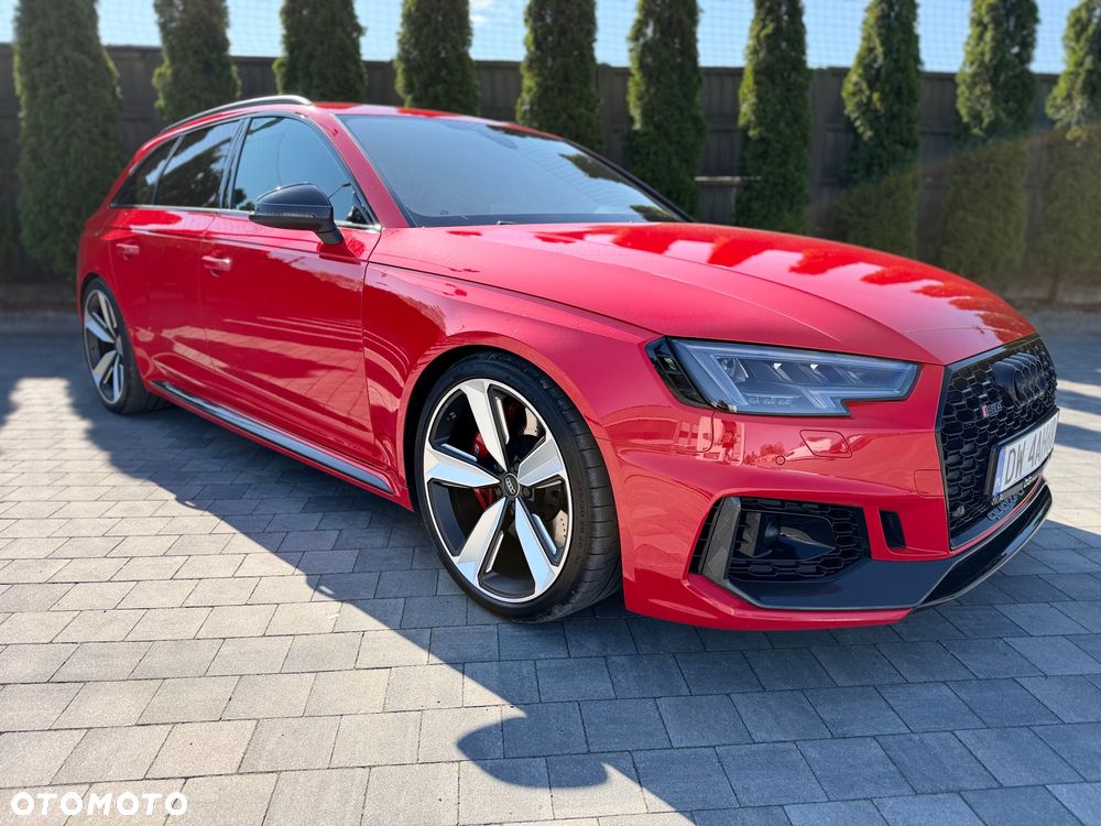 Audi RS4 Avant - 5