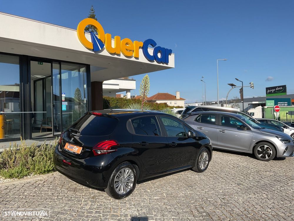 Peugeot 208 1.2 PureTech Style - 16