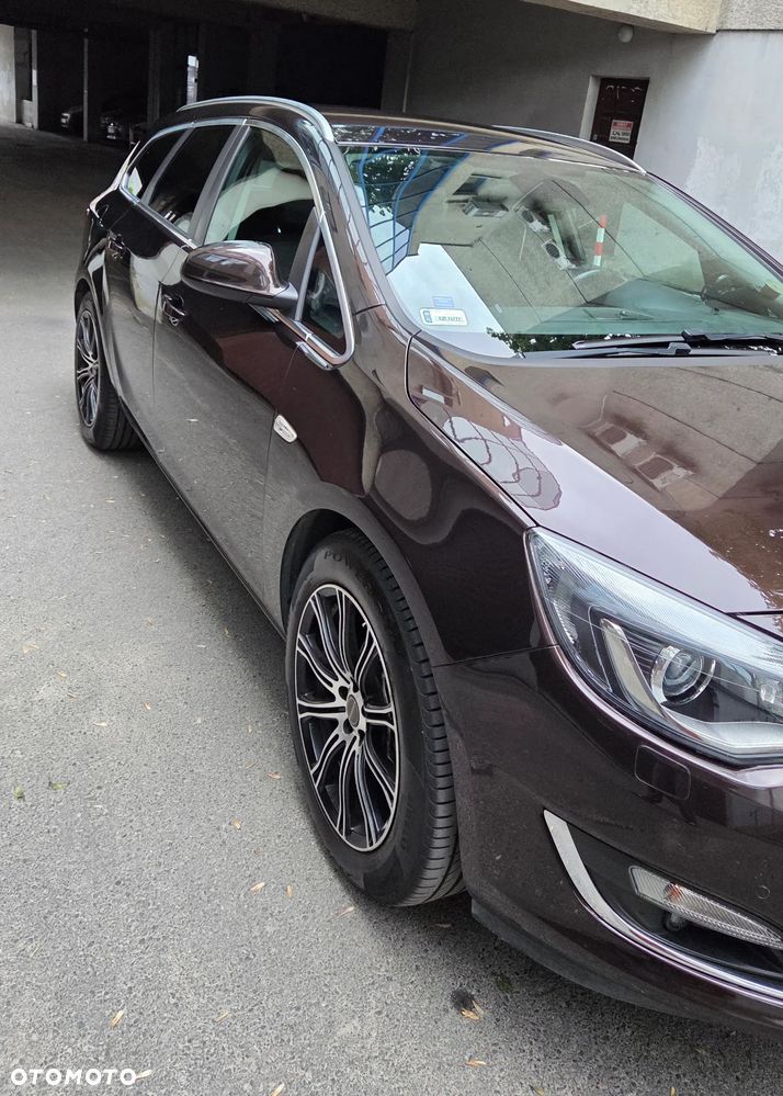 Opel Astra 1.4 T Cosmo - 2