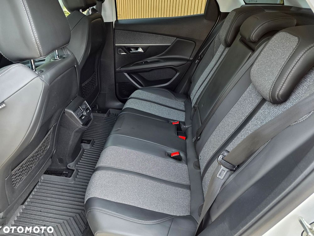 Peugeot 3008 - 21
