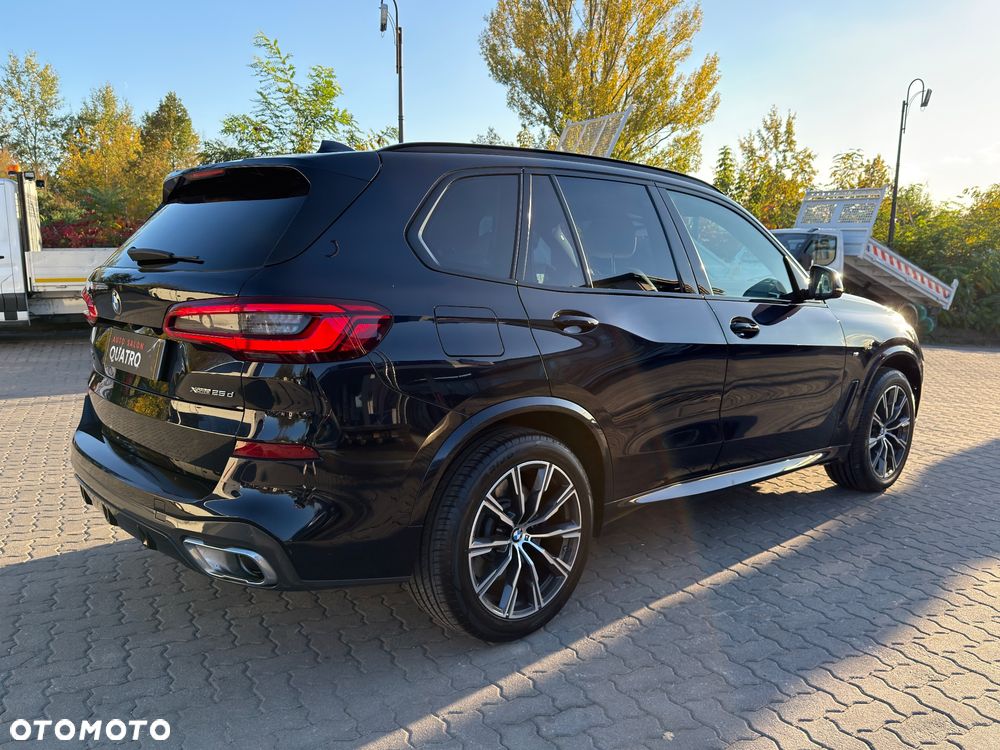 BMW X5 2019 photo 2