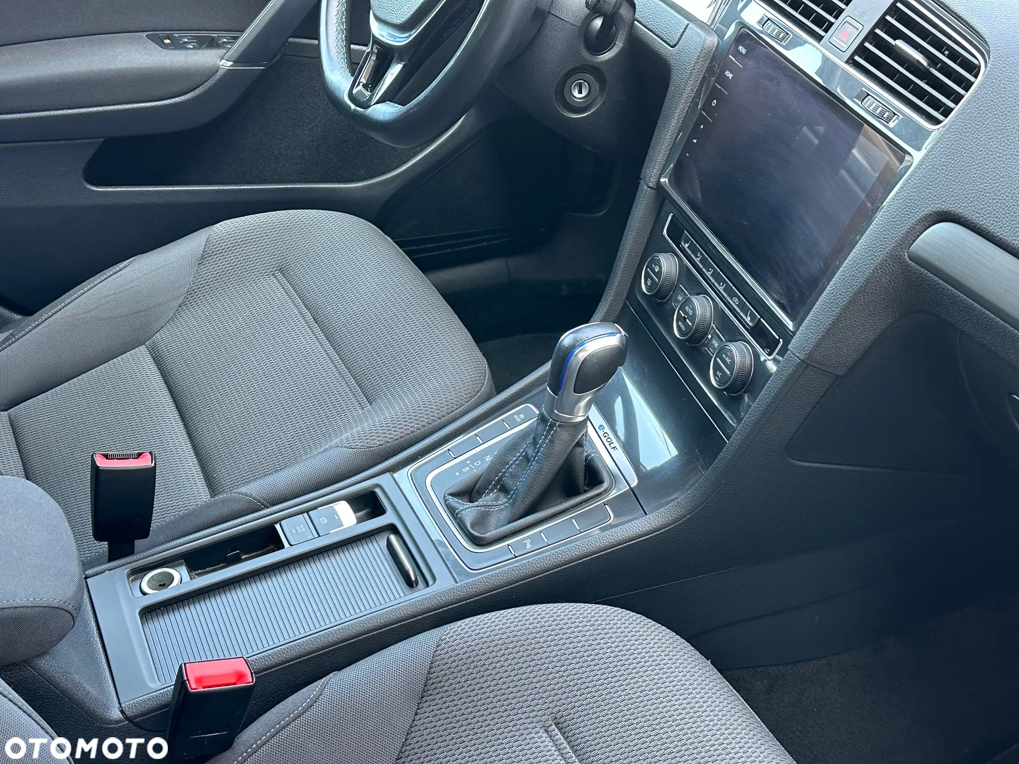 Volkswagen Golf e-Golf - 30
