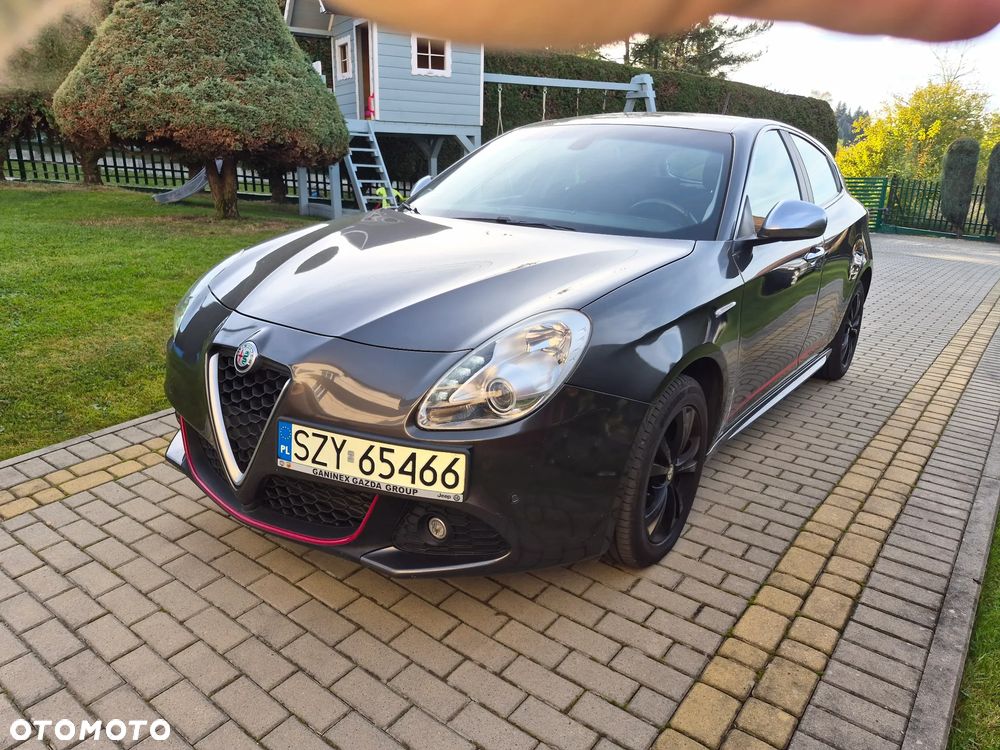 Alfa Romeo Giulietta - 2