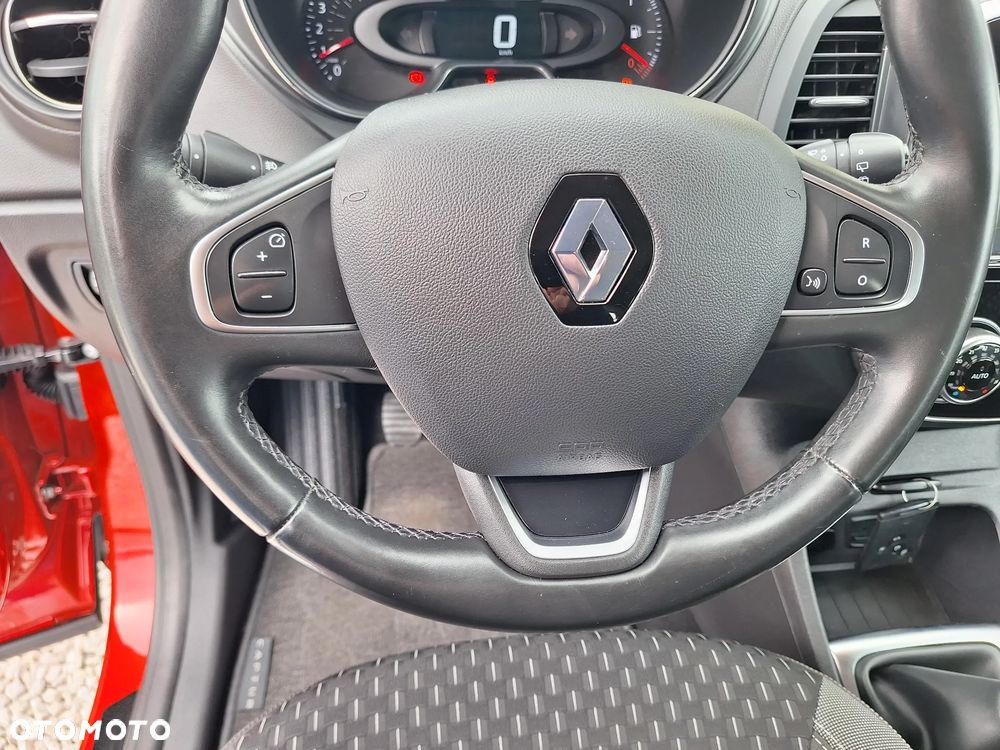 Renault Captur (ENERGY) TCe 90 BOSE EDITION - 21
