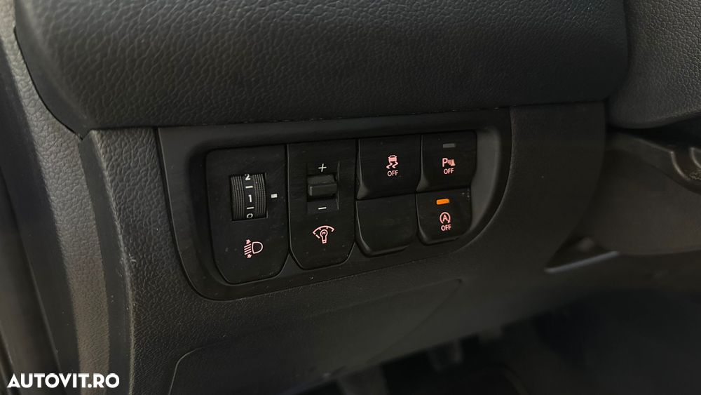 Kia Rio - 18