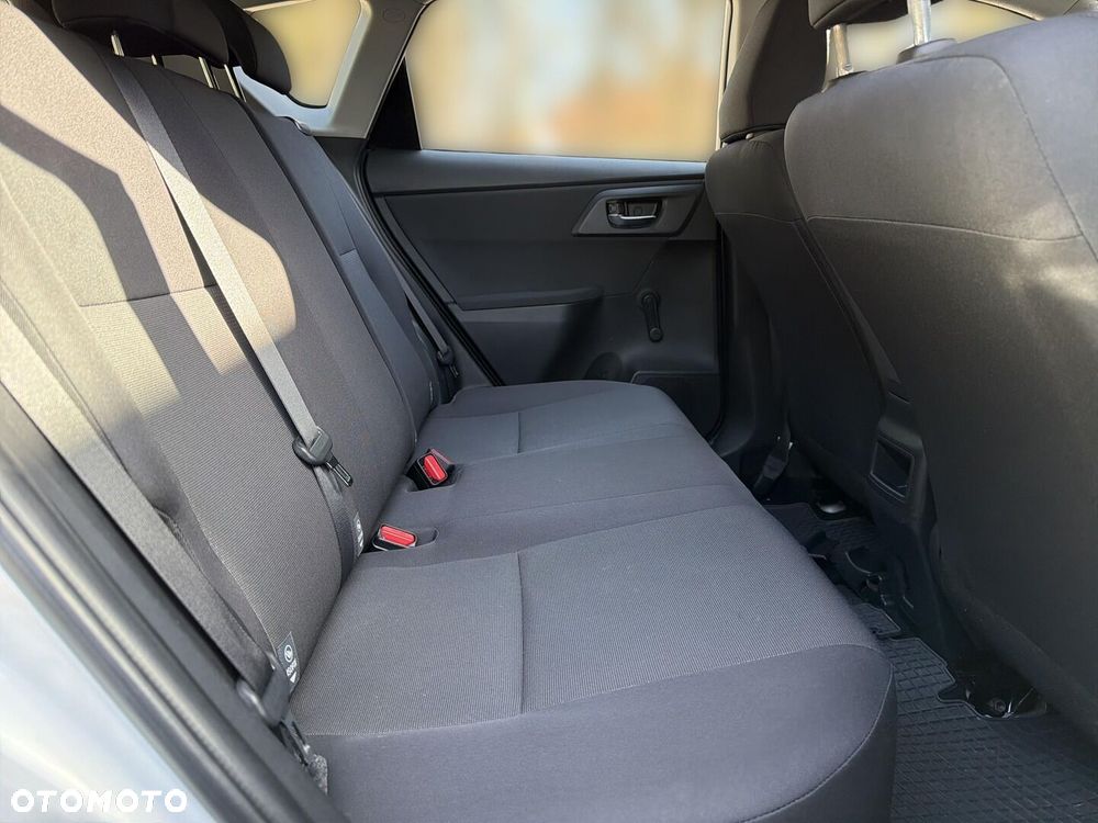 Toyota Auris 1.33 VVT-i Active - 17