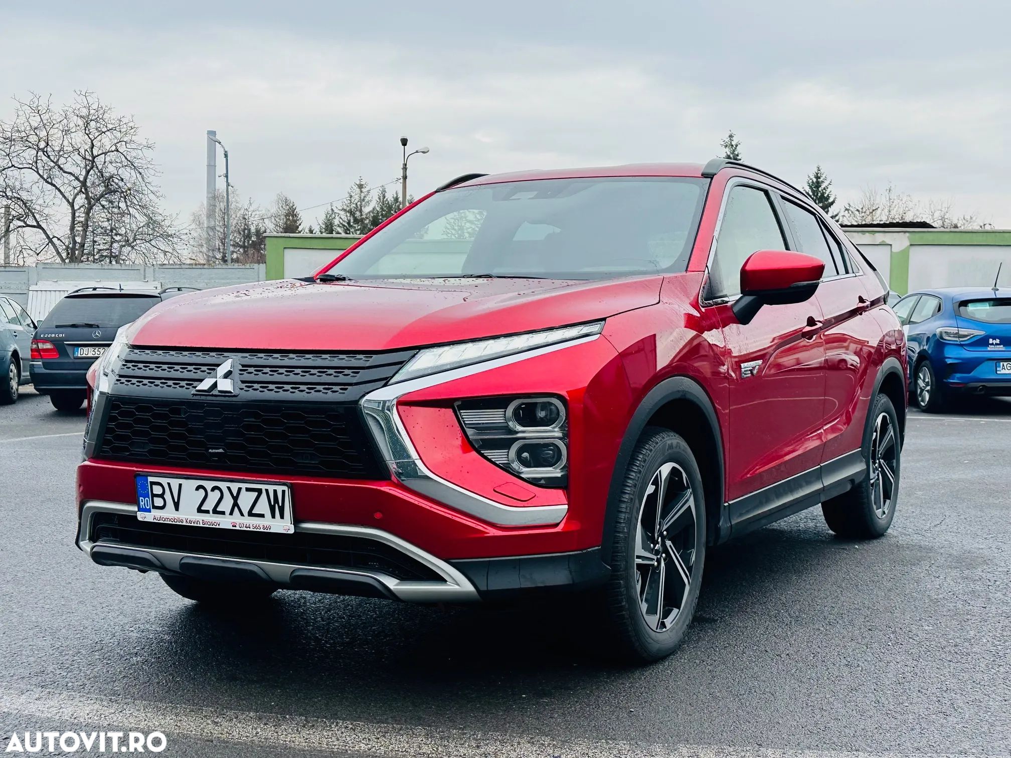 Mitsubishi Eclipse-Cross Plug-In Hybrid 4WD Plus - 1