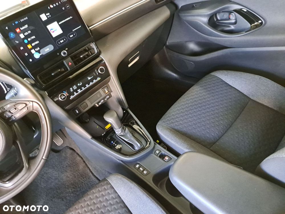 Toyota Yaris Cross Hybrid 1.5 Style - 28