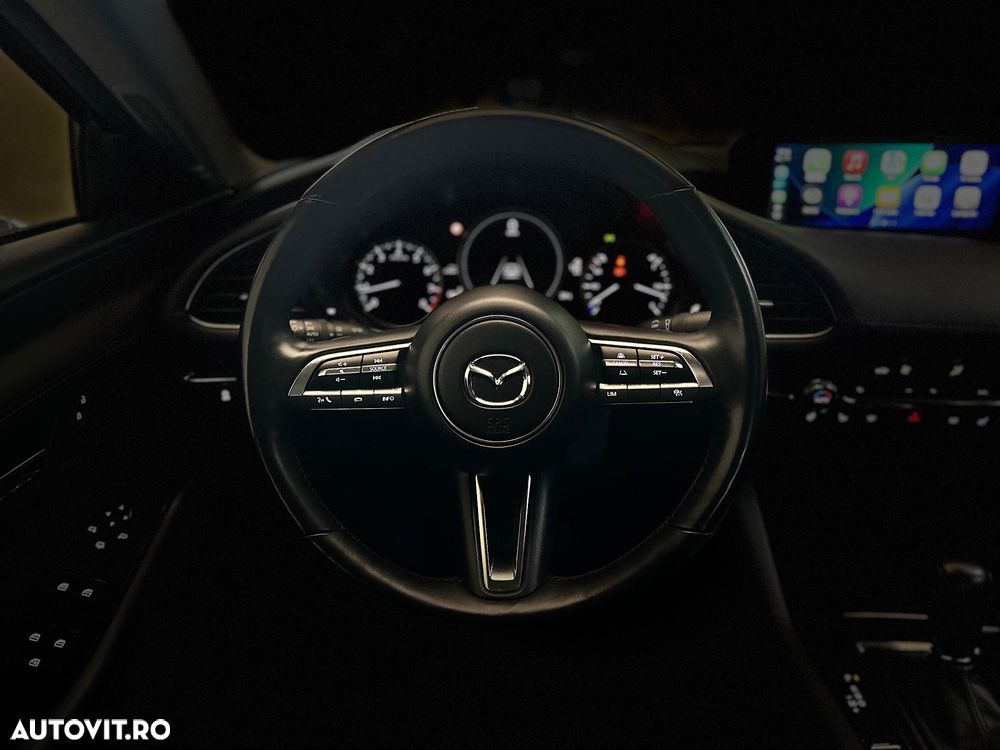 Mazda 3 e-Skyactiv G150 AT MHEV Plus - 10
