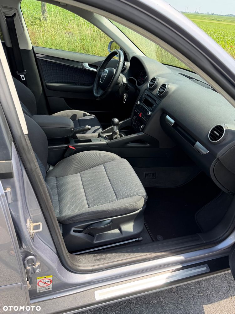 Audi A3 Sportback 2.0 TDI DPF Ambition - 26