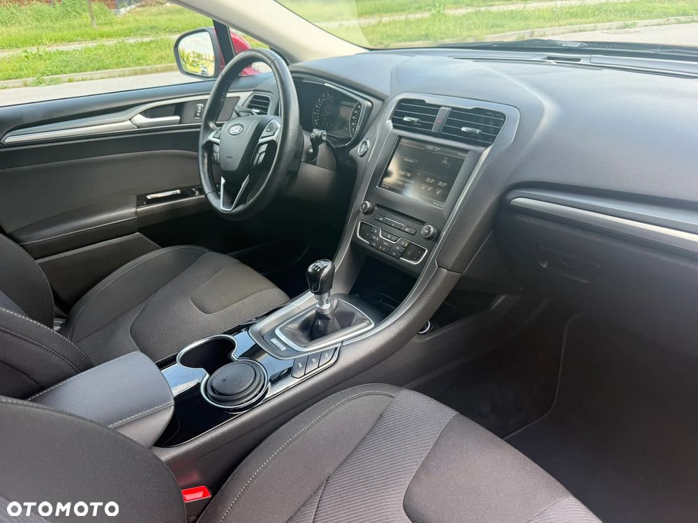 Ford Mondeo 2.0 TDCi STart-Stopp Titanium - 31