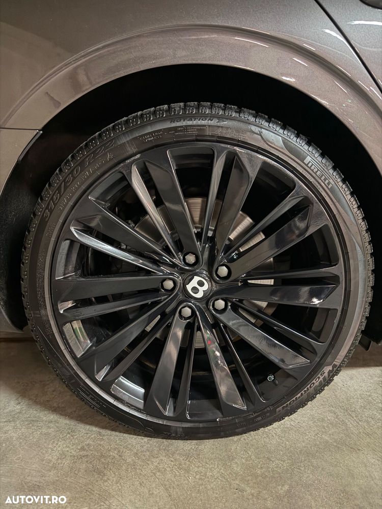 Bentley Flying Spur - 4