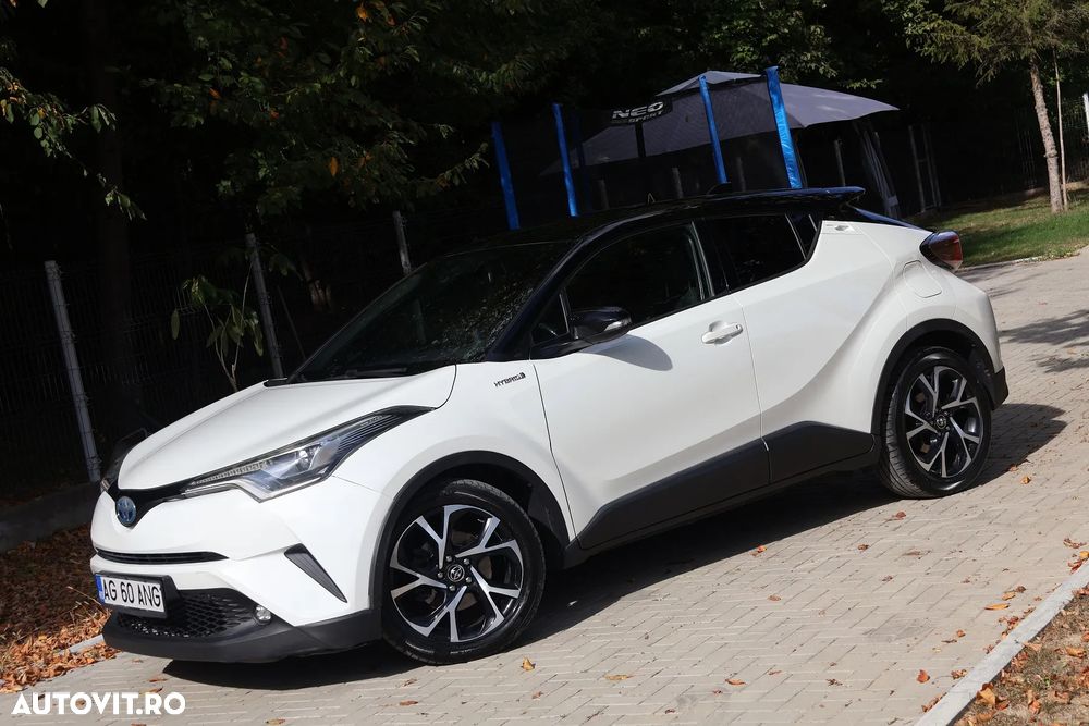 Toyota C-Hr 2017 photo 2