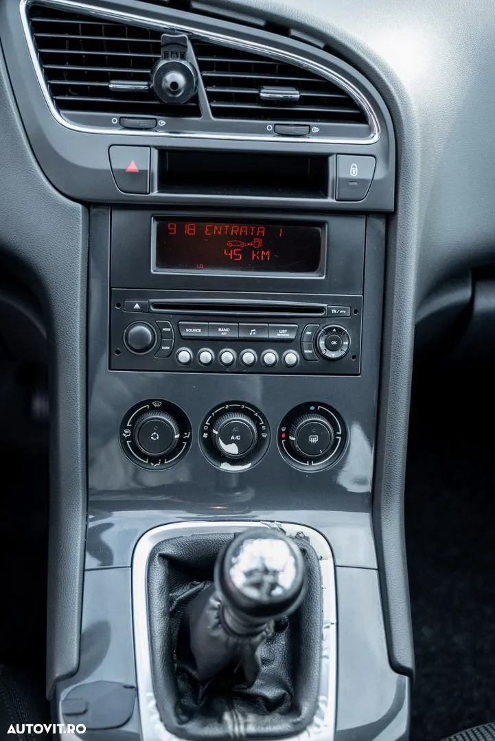 Peugeot 5008 - 7