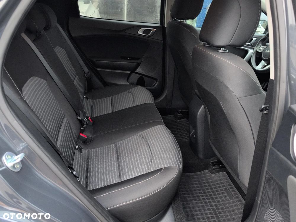 Kia XCeed 1.5 T-GDI M - 21