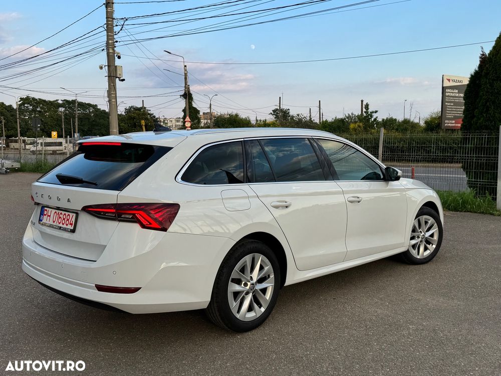 Skoda Octavia 2.0 TDI STYLE DSG - 22