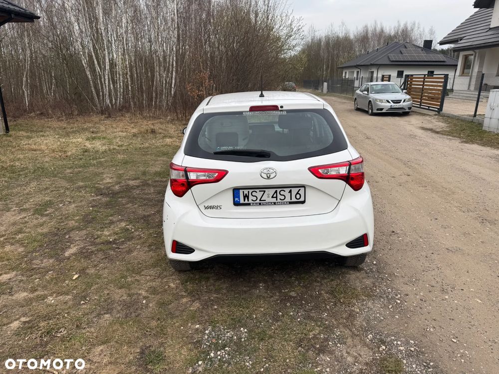 Toyota Yaris 1.0 Active EU6 - 3