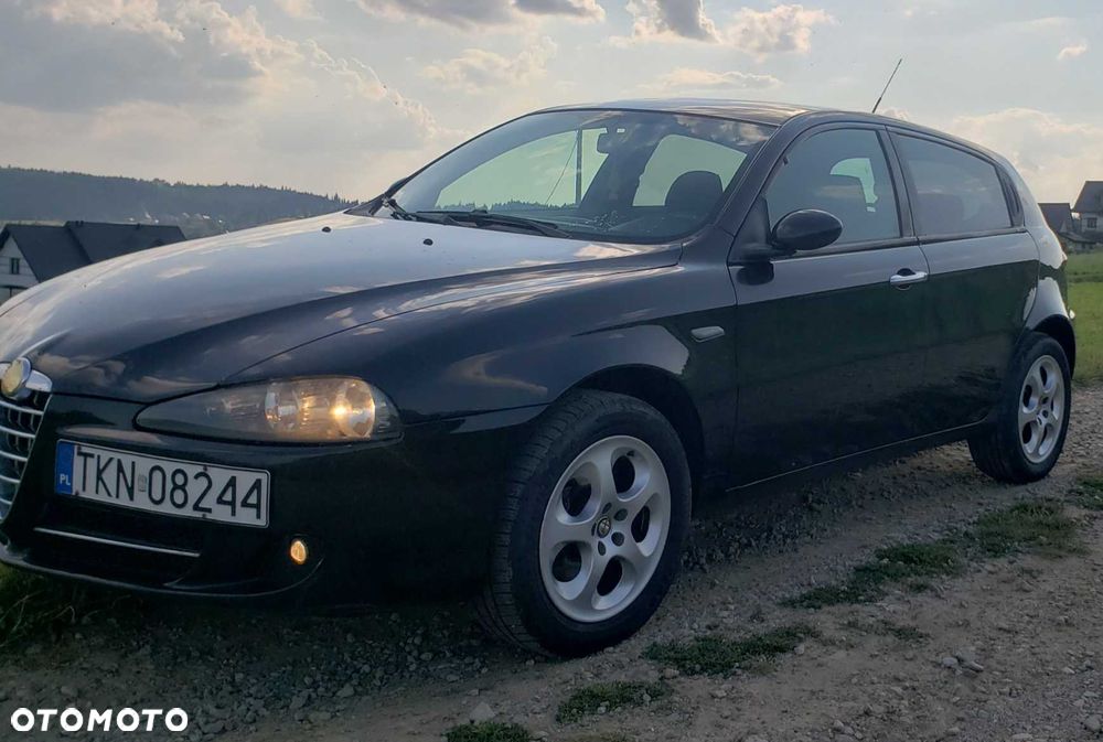 Alfa Romeo 147 - 5