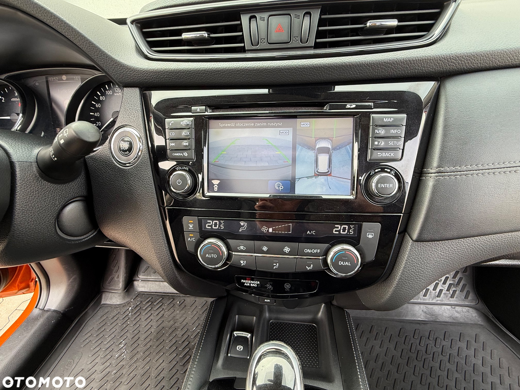 Nissan X-Trail 2.0 dCi Tekna 4WD Xtronic 7os - 25