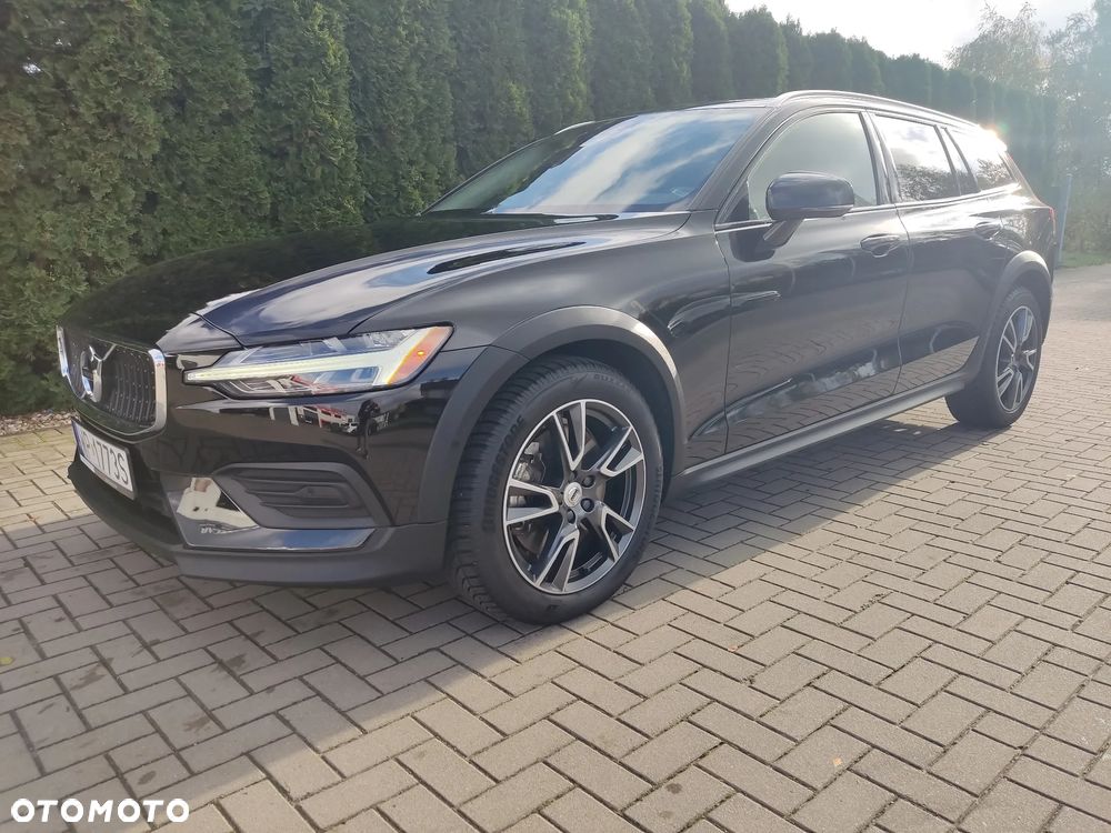 Volvo V60 Cross Country T5 AWD Geartronic - 1