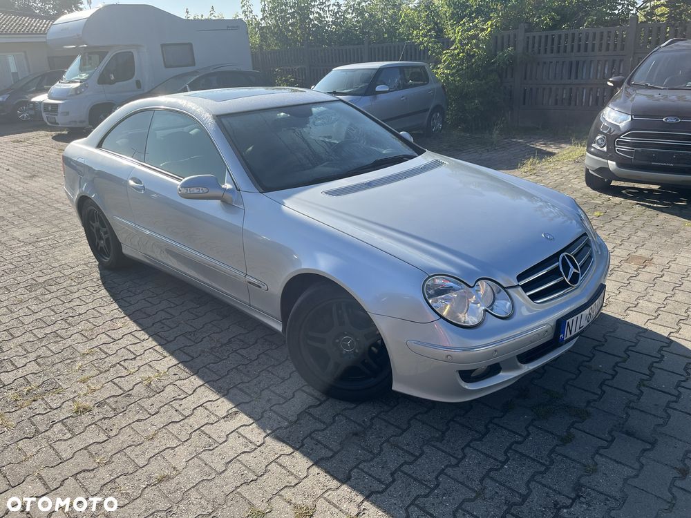 Mercedes-Benz CLK - 2